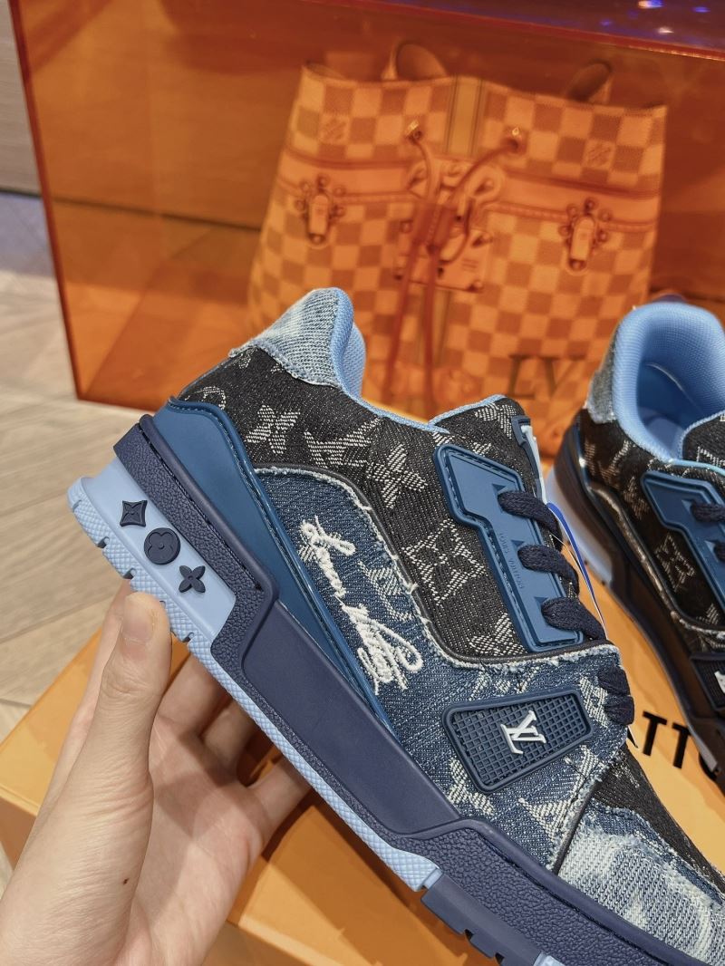 Louis Vuitton Sneakers